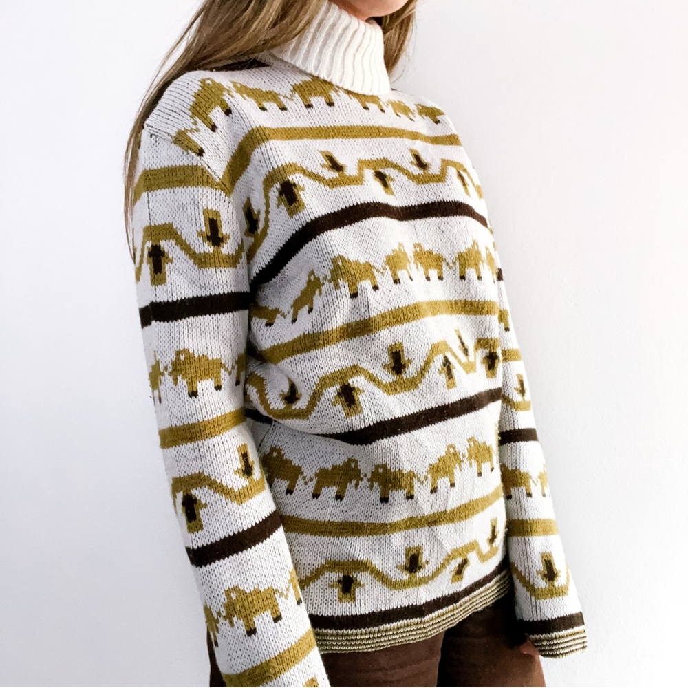 Vintage Elephant Knit Sweater 1990s • No Brand • Size M/L - Picture 6 of 10